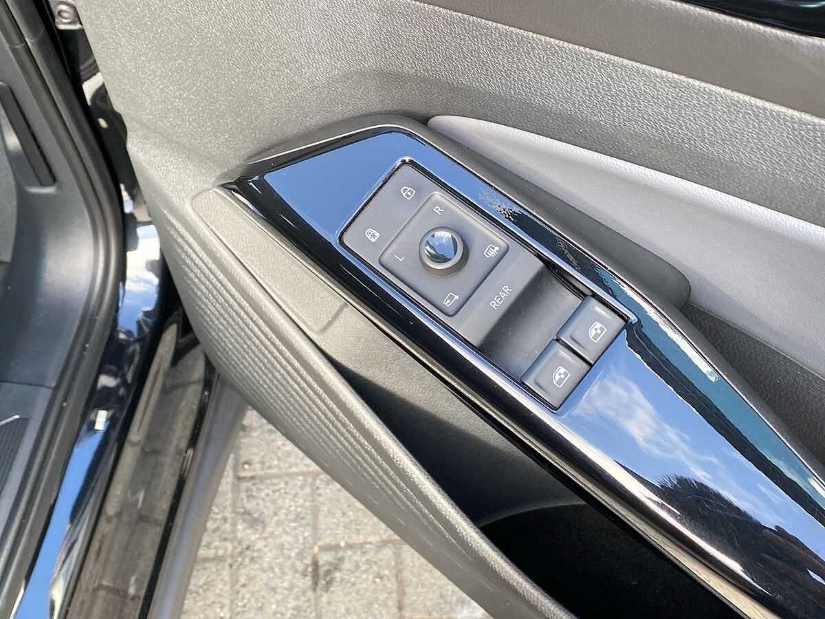 Volkswagen ID.4 Style 52kWh Pure Performance 148PS Auto 5 Dr