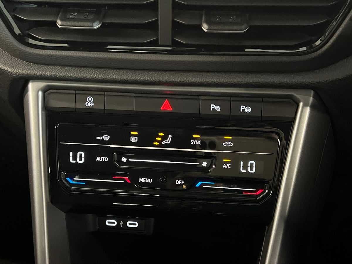 Volkswagen T-ROC 1.5 TSI (150ps) Match DSG