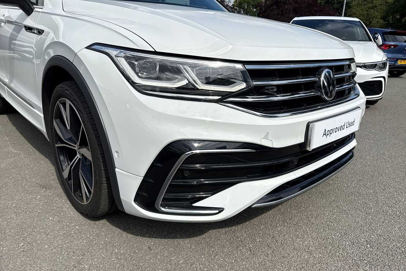Volkswagen Tiguan 1.5 TSI (150ps) R-Line EVO DSG | Rear Camara | Wireless Charging