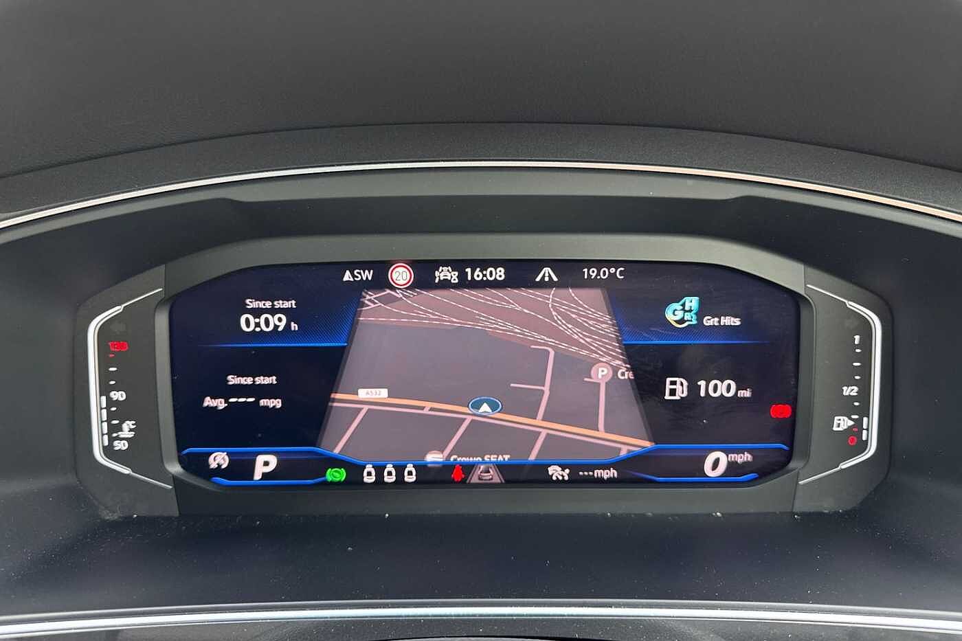 Volkswagen Tiguan 1.5 TSI (150ps) R-Line EVO DSG | Rear Camara | Wireless Charging