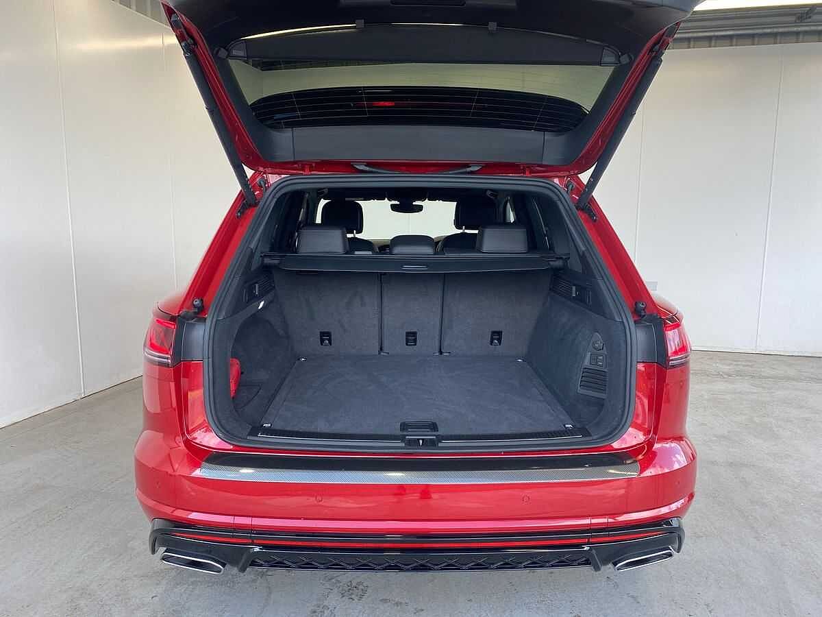 Volkswagen Touareg 3.0TDI (286ps) Black Edition 4Motion 5dr