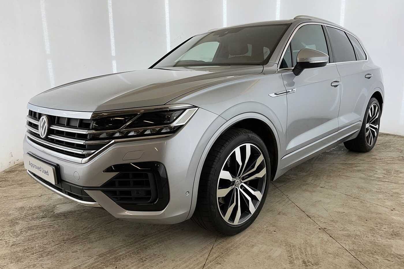 Volkswagen Touareg 3.0 TDI V6 R-Line Tech SUV 5dr Diesel Tiptronic 4Motion Euro 6 (s/s) (286 ps)