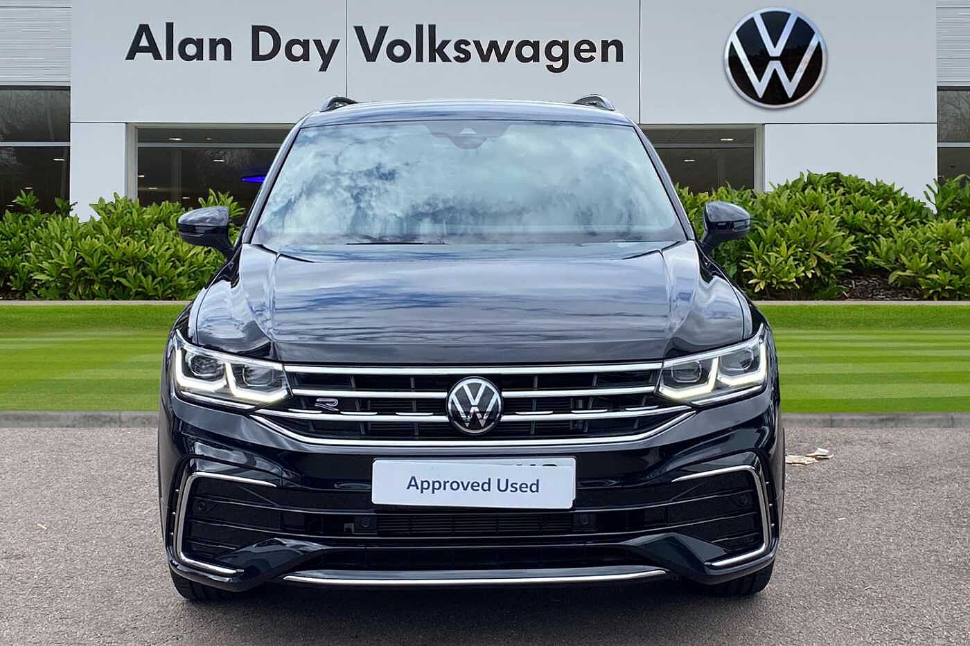 Volkswagen Tiguan R-Line Launch Edition 2.0 TDI 150PS DSG