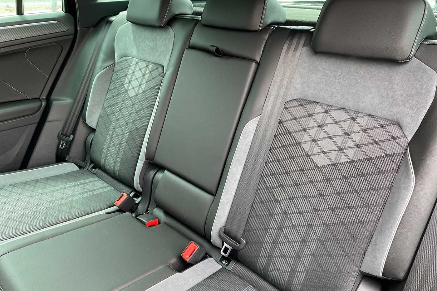 Volkswagen Tiguan R-Line Launch Edition 2.0 TDI 150PS DSG