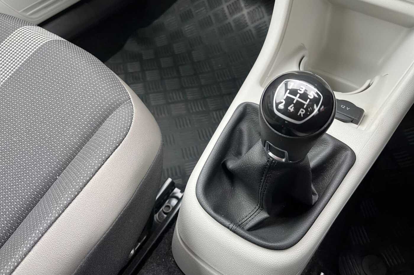 Volkswagen Up 1.0 High 5dr