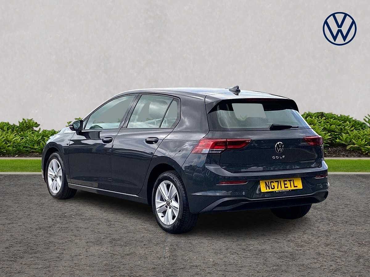 Volkswagen Golf MK8 Hatchback 5-Dr 1.5 TSI (130ps) Life EVO