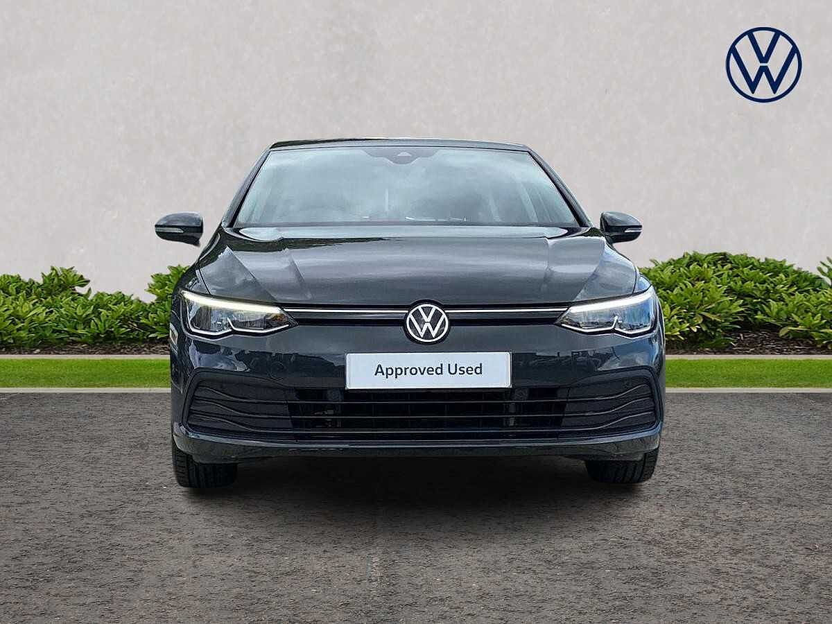 Volkswagen Golf MK8 Hatchback 5-Dr 1.5 TSI (130ps) Life EVO