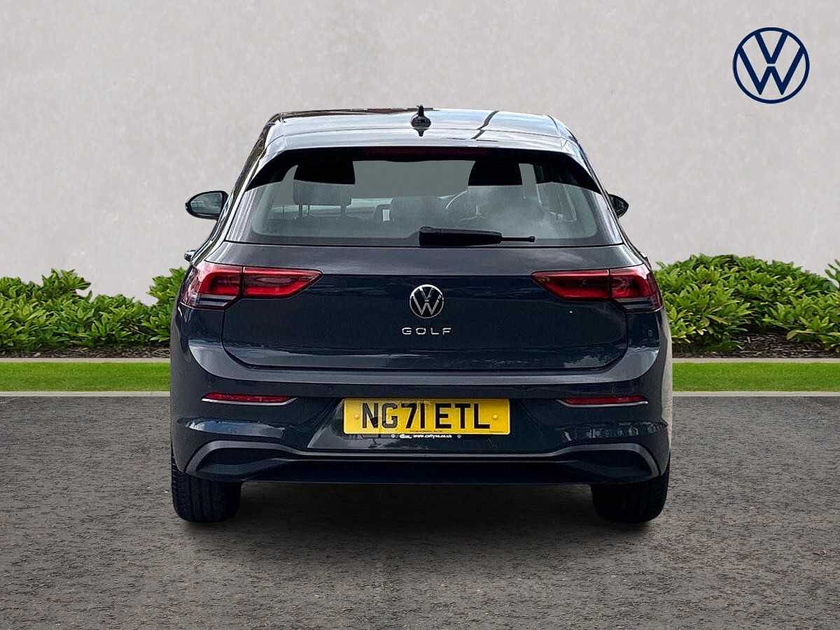 Volkswagen Golf MK8 Hatchback 5-Dr 1.5 TSI (130ps) Life EVO