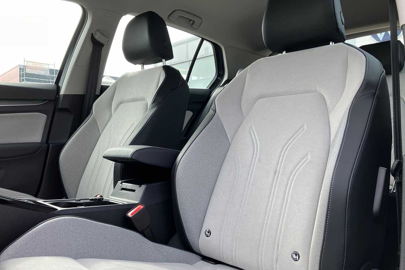 Volkswagen Golf Style 1.5 TSI 150ps 6-Speed Manual 5 Door