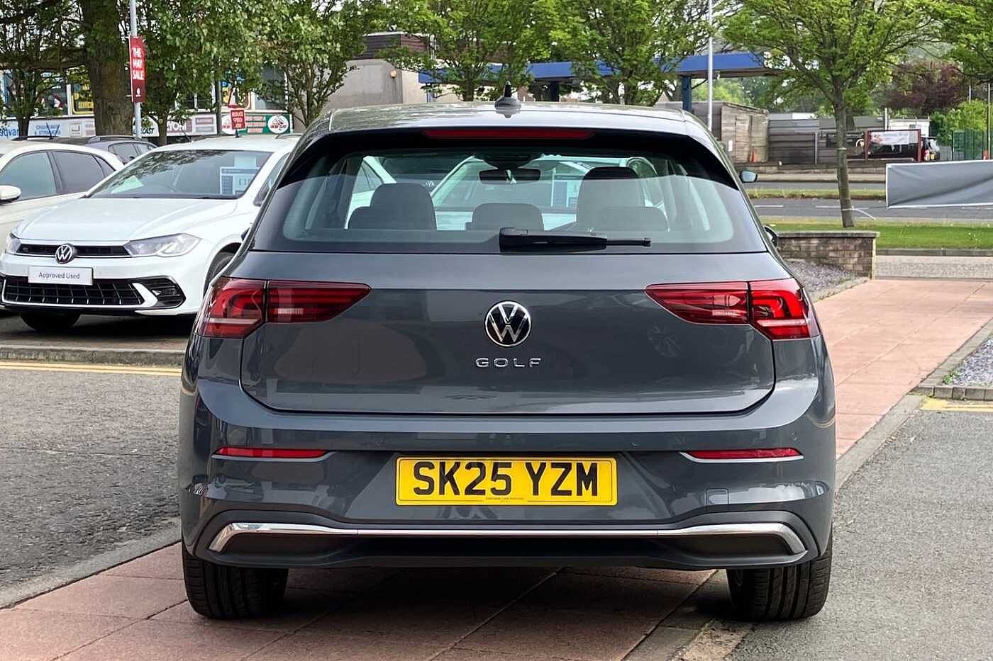 Volkswagen Golf Style 1.5 TSI 150ps 6-Speed Manual 5 Door
