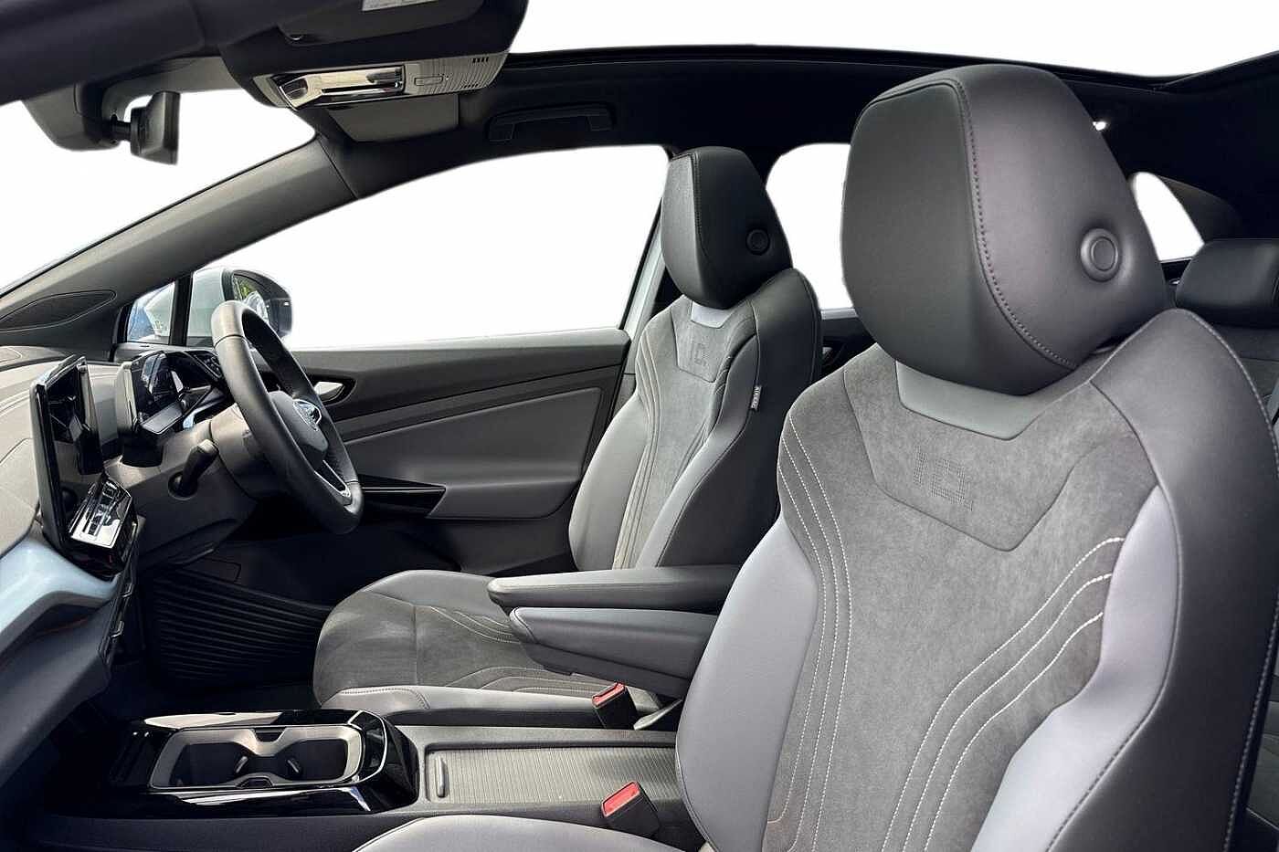 Volkswagen ID.4 Family 77kWh Pro Performance 204PS Auto 5 Dr