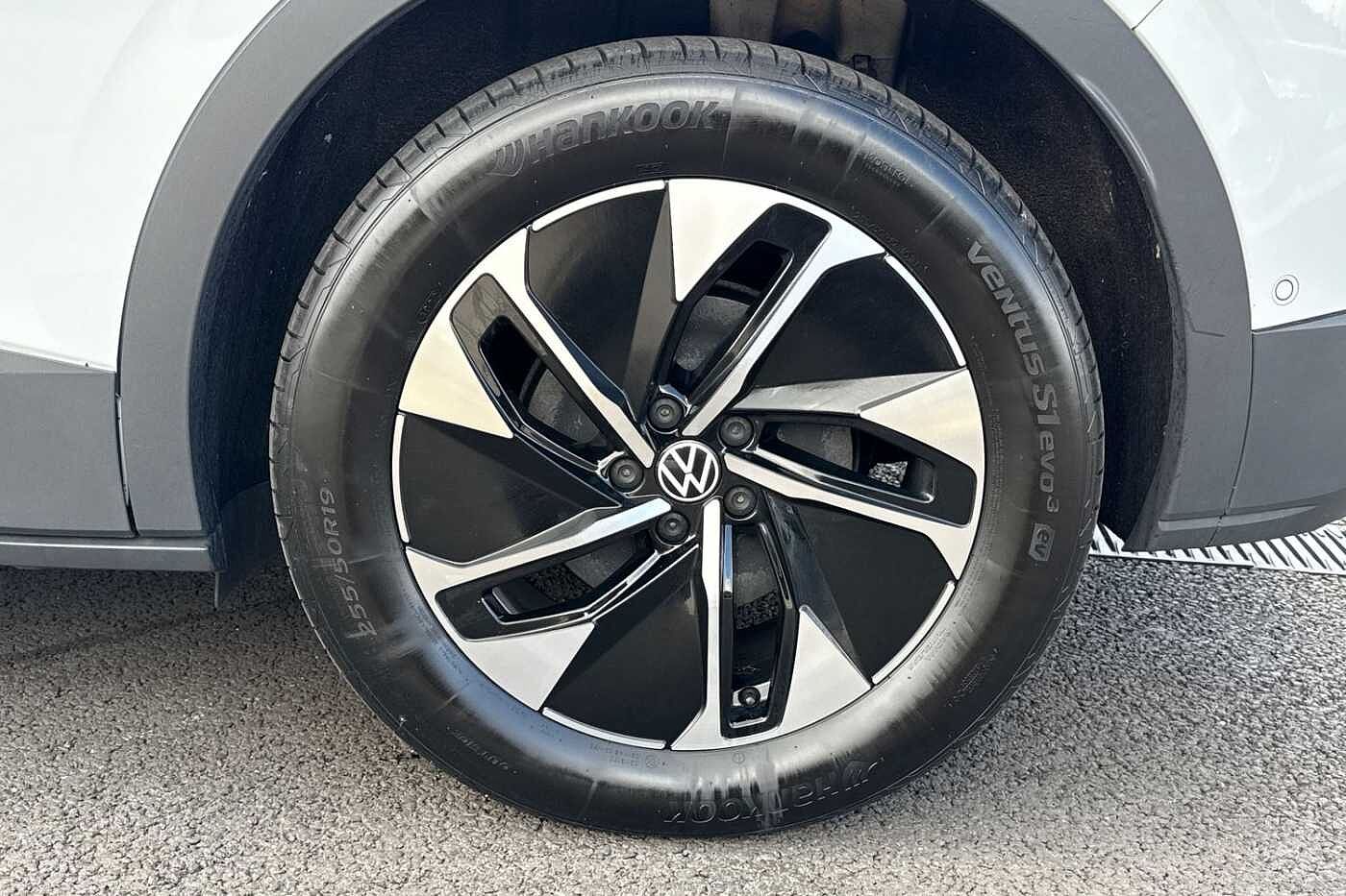 Volkswagen ID.4 Family 77kWh Pro Performance 204PS Auto 5 Dr