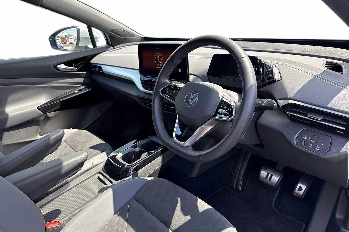 Volkswagen ID.4 Family 77kWh Pro Performance 204PS Auto 5 Dr
